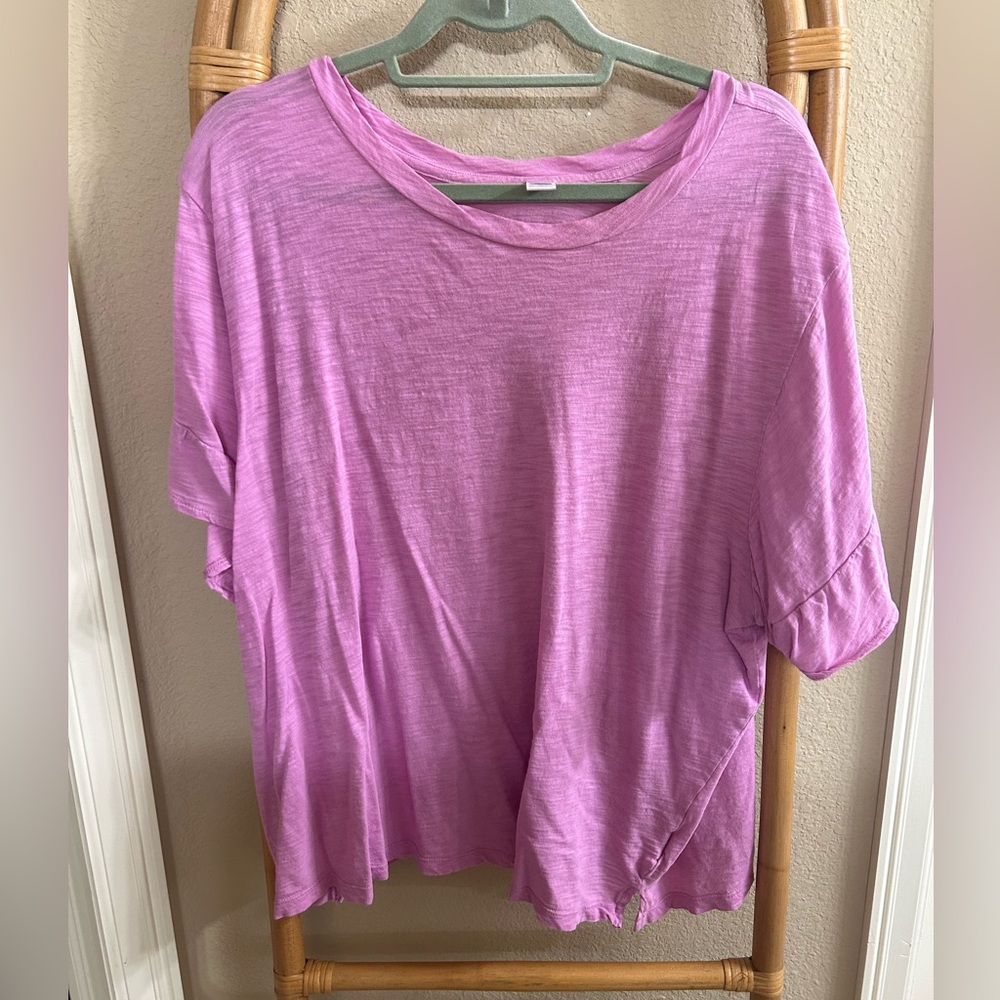 Oversized old navy tee with ruffle sleeves
